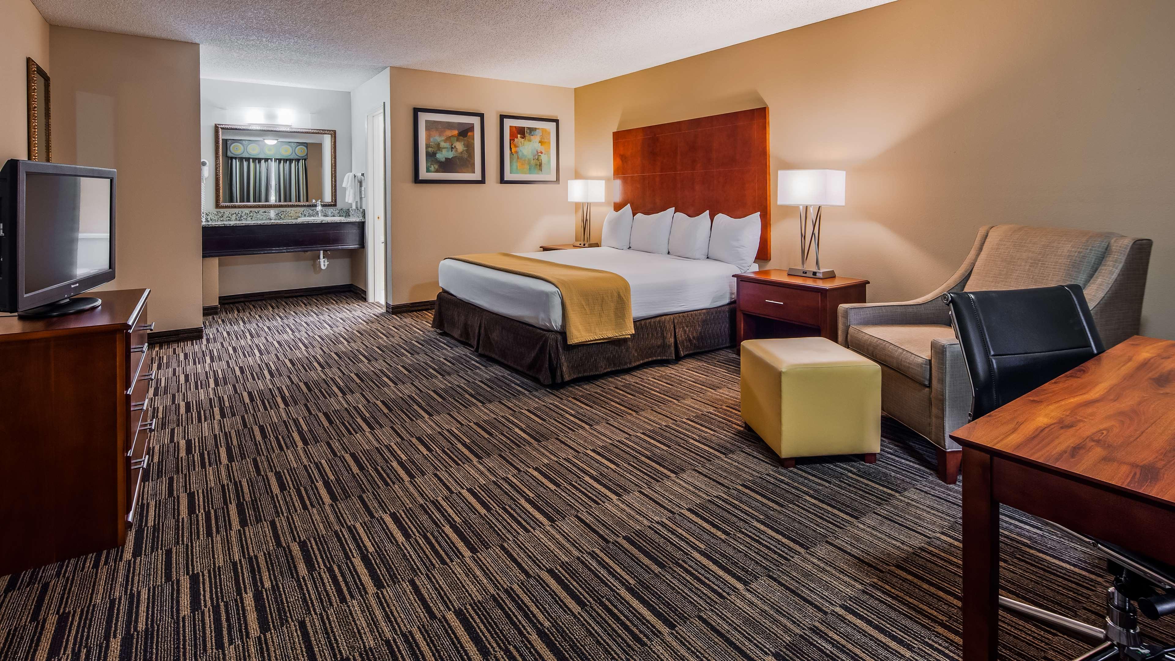 Best Western Sunday House Inn Kerrville Exterior photo