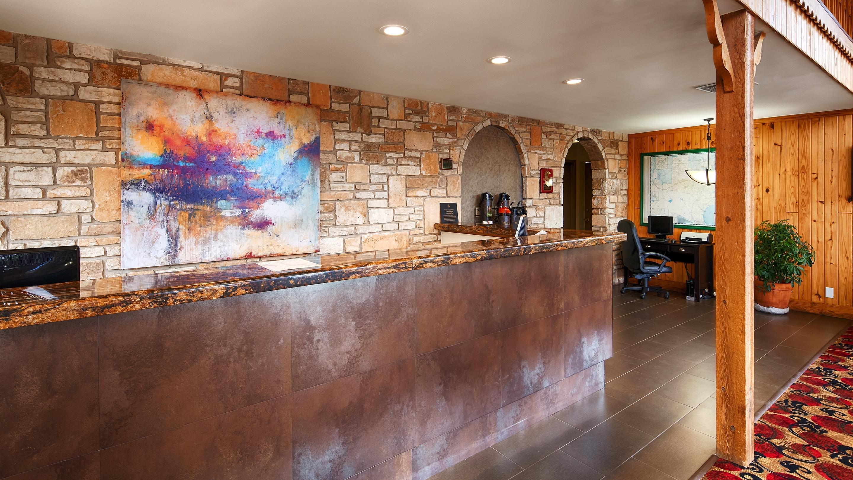 Best Western Sunday House Inn Kerrville Exterior photo